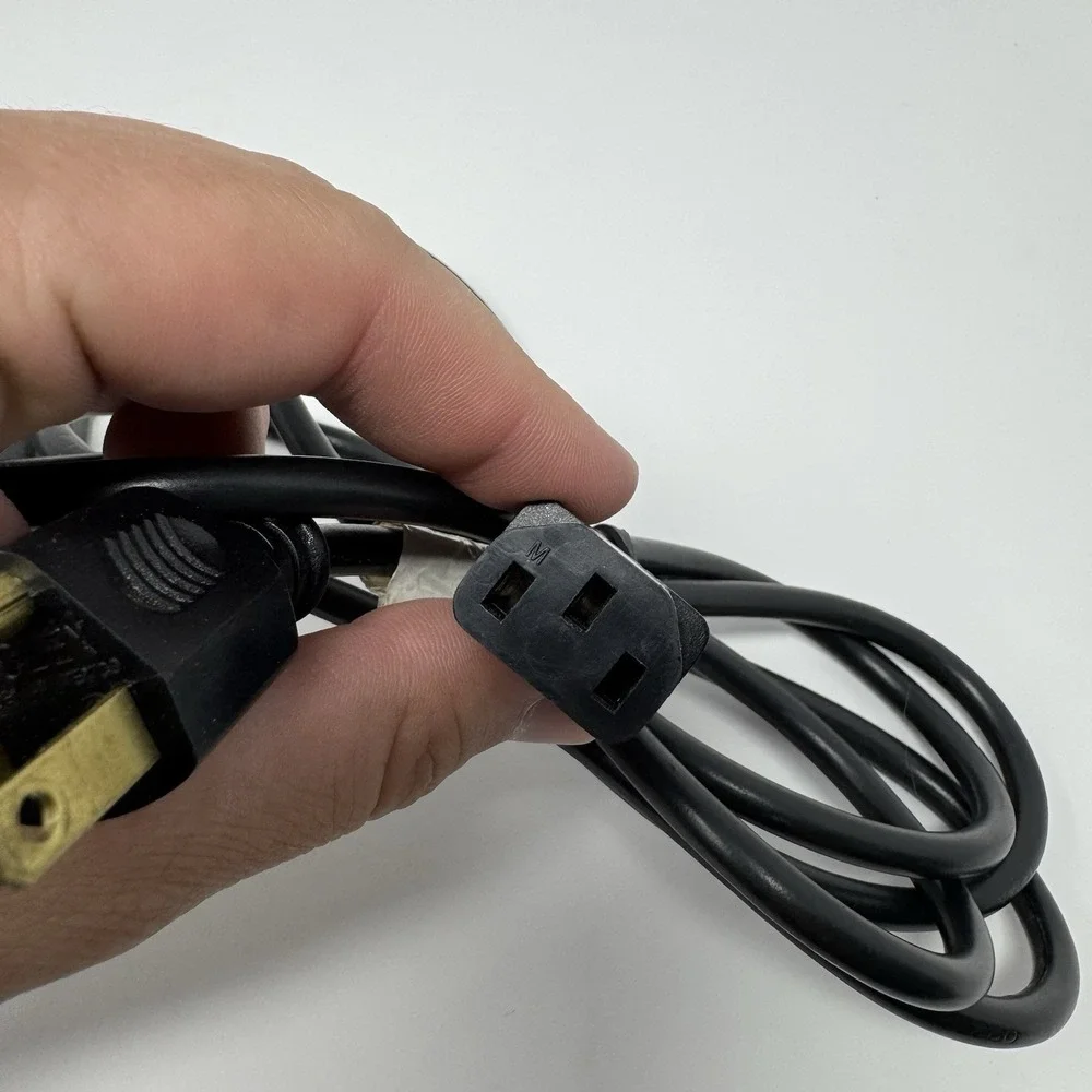 Genuine Original HP 19.5V 10.3A 200W 677764-002 Power Supply Adapter HSTNN-CA24
